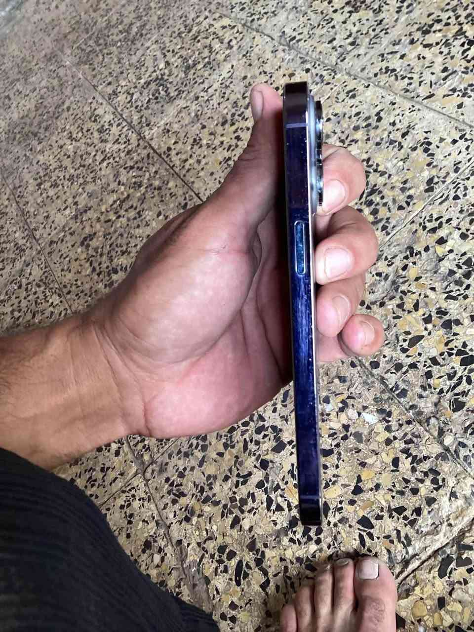 ايفون ١٤ برو ماكس • دبل شريحة • بطارية ٧٥%