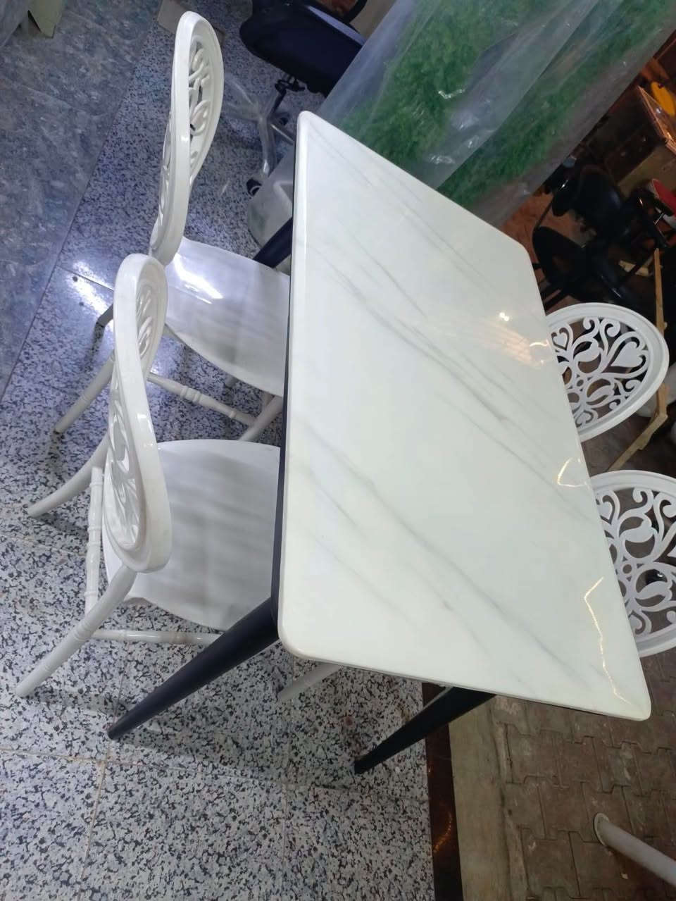 للحجز والاستفسار كلشي وسعرة ***********

نص مكتوب في الصور:
- KELEBEK