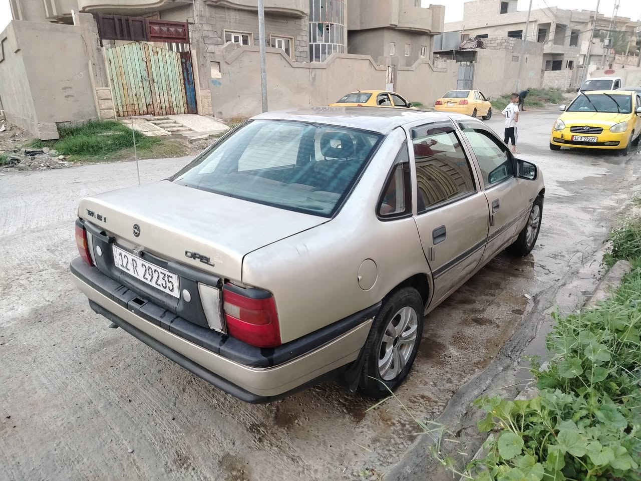 اوبل فكتره للبيع حجم١٨ كير محرك شرط موديل ١٩٩٢ كابون بنزين ماستر سنويه عضم بسمي ٢٠٣١ طخم إطارات جديد السعر ٣٧ الستفسار عل رقم ***********

