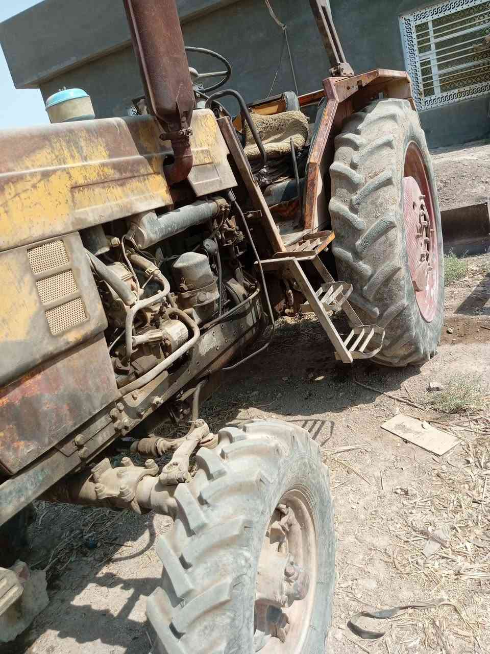 بسم الله وعلى بركه الله نبدا 
مكينه MTZ روسيه جاهزه للعمل 
بدون رقم مكينه خير من الله نكره سلف 
السعر 4ونص وبيها مجال للطيبين 
للاتصال على الرقم ***********
