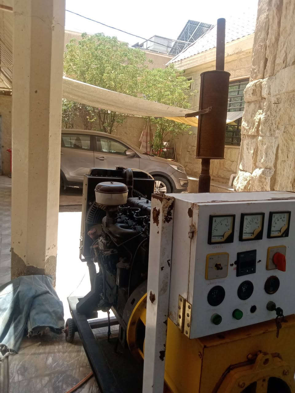 السلام عليكم 
مولدة بيركنز نظيفه جدا 37.5 kv استعمال قليل جدا كال بيت 
السعر ٢٥ ورقه قابل للتفاوض العنوان حله شارع ٦٠ مجاور مجمع الرافدين الطبي
للاستفسار ***********
