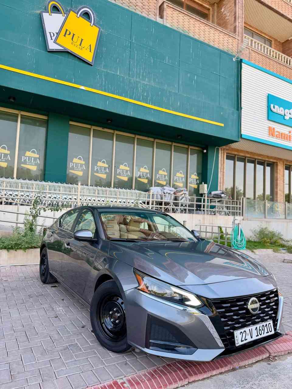 للبيع التيما S 📦
السعر 140 💵بيها مجال بسيط
***********📞
-موديل 2023 
-الون نفتي لون مميز 
-ماشيه 52  
-داخل بيجي 
-رادار 360 درجة
-تحكم ستيرن 
-تثبيت سرعه 
-كاميرا خلفي 
-رادار جانبي
-رادار خلفي 
-رادار امامي
-تحديد مسار
-حساس خلفي
-تبريد قطعتين 
-تشغيل عن بعد 
-بصمة تشغيل 
-بصمة ابواب + صندوق 
-تايرات وياله جديد
-سيارة جاهزة مناقص برغي
-ضرر سيارة : بونيد+ جاملغ
-بدون شاصي بشرط
-سنويه هزه براد جديد لحد 2030  
-سيارة ب اسمي
-تحويل وكاله ثاني يوم 
📍مكان السياره كلار خناقين, ديالى
