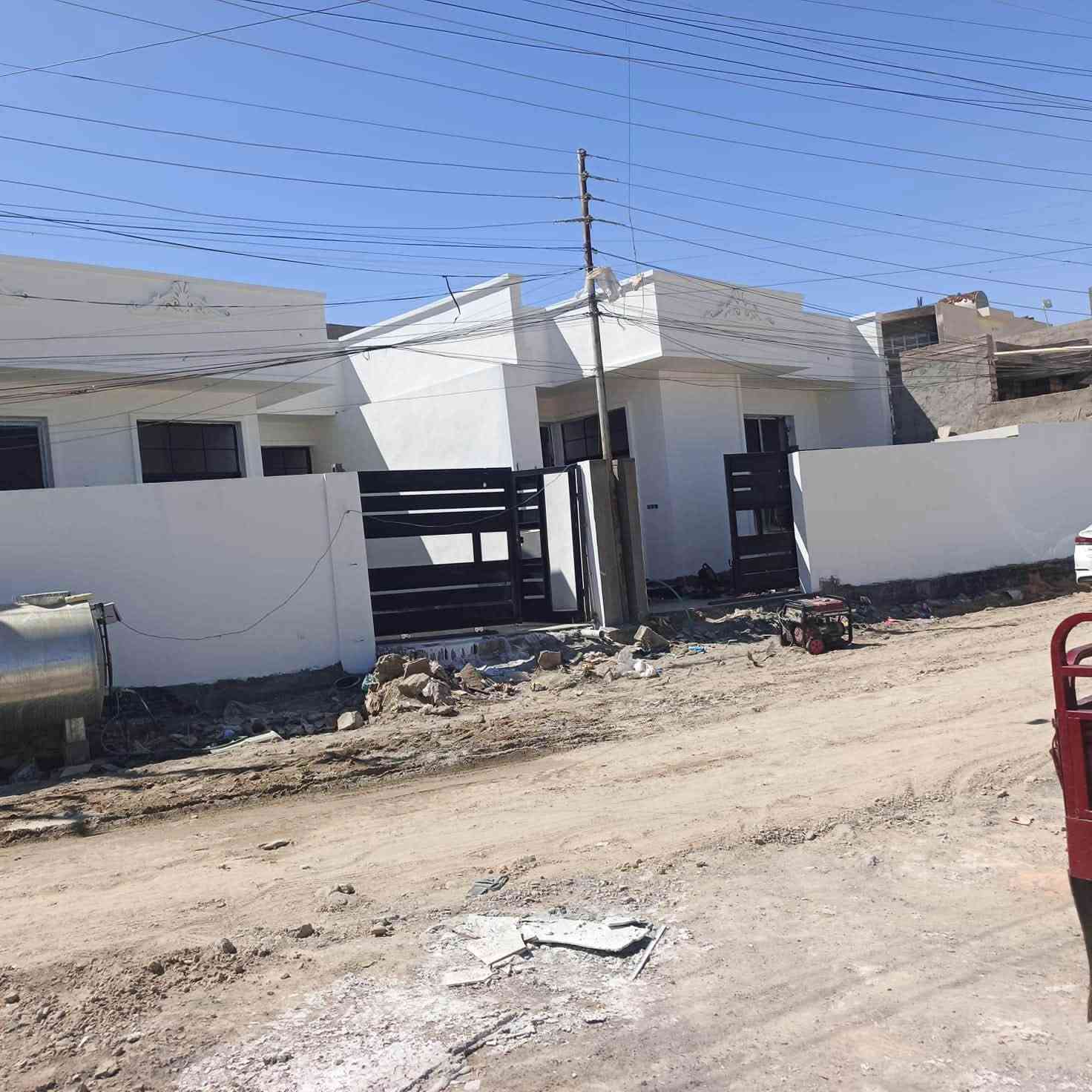 🏗️🏡 بناء المنازل بالتقسيط المريح
حلم البيت الخاص صار أقرب من أي وقت مضى ✨

مع شركه الفهد  للمقاولات العامة نوفر لك خدمة بناء المنازل بأحدث التصاميم وأفضل المواصفات، وبأقساط مريحة تناسب ميزانيتك.

✅ أقساط او علي شكل دفعات 
✅ إشراف هندسي متكامل
✅ تنفيذ وفق أعلى معايير الجودة
✅ سرعة ودقة في الإنجاز
✅ عقود رسمية وضمان على التنفيذ

لا تؤجل حلمك بعد اليوم…
ابدأ ببناء منزل العمر واستثمر بمستقبل عائلتك من الآن 🏡✨

📍 الرمادي 
📞 ‭***********‬ 
 📞 ***********

📩 تواصل معنا الآن واحصل على استشارة مجانية.
شركه الفهد للمقاولات العامة
✨ نجعل حلمك حقيقة. ✨

هاي جزء من اعمالنا الي نفذناها في منطقه الزراعه

نص مكتوب في الصور:
- DAR