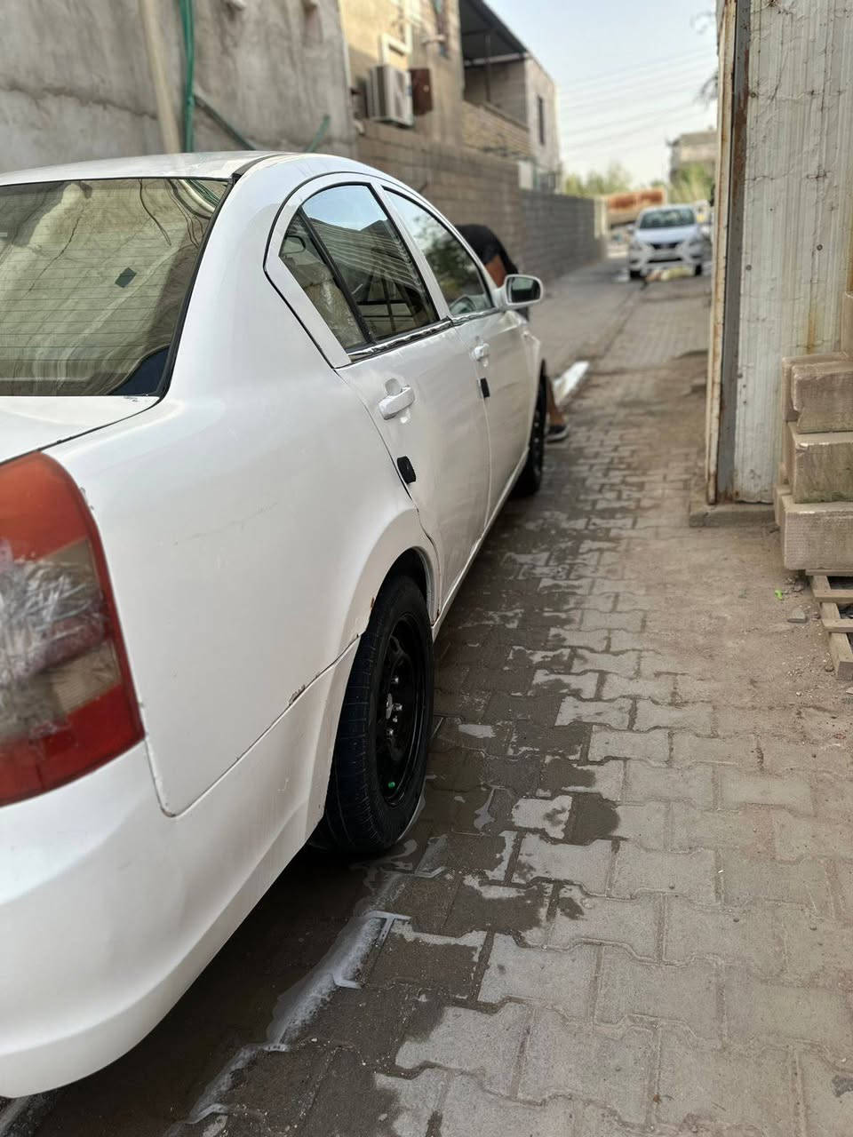 السلام عليكم شباب مراوس بنيفاره كون رقمها بصره
السياره رقمها بصره تحويل ثاني يوم كلشي بيها شغال 
***********
