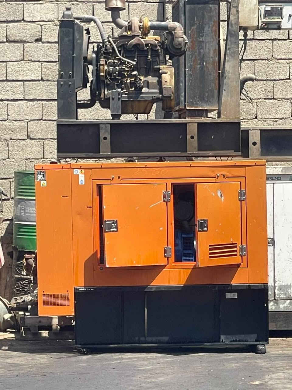 مولدة بيركنس بريطاني اصلي 4سوبر جاهز عنوان اربيل صناعة جنوبية رقم واتس اب ***********
