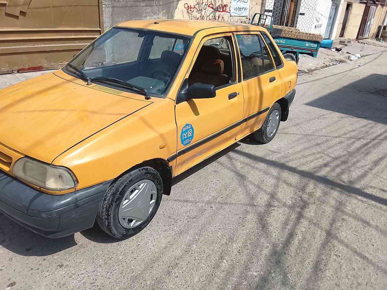 سلام عليكم سايبه للبيع موديل 11 بيه طخه جاملخ خلفي وباقي مكفولة محرك وكير وحداديه وتخم تاير وشواصي شرط كفاله رقم نكليزي باقي على ستلام الواحات مكان كربلاء سعره 19       ***********
