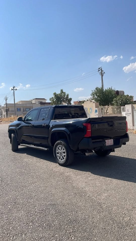 Toyota Tacoma 2025 SR
تويوتا تاكوما ٢٠٢٥

وصول حديث..Toyota Tacoma..2025 SR..السيارة مكفولة من الشواصي والدواخل وألأيرباكات،  ماشية فقط 5 الاف مايل، دفع خلفي، صور الحادث مرفق..السيارة في دهوك وتترقم شمالي، السعر 270$ مع مجال قليل ..
***********
