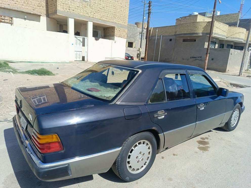 يالله 
مارسدس دب 
موديل ٨٩ بلاد كير محرك بلاد قواد بلاد 
مكفوله من العيب الشرعي 
اصوليات رقم بغداد دولي
 بسمي مداور ثاني يوم 
تبريد وي السويج 
اريل كهرباء 
لايت زنون 
تخم تاير 
باتري جديد 
عليه ادامه كامله منضومه بانزين كامله 
شلعه معدل خير من الله 
سياره مجهزه للشارع 
بيه ملاحضات ونواقص 
بيع مستعجل 
سعر ٤٧ وبيه مجال بصيط 
***********
مكان السياره 
شطره الشطره, ذي قار

