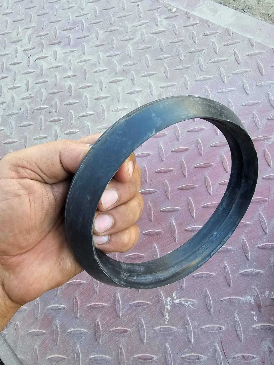🚨🚨
يتوفرةلدينا  كافة انواع[ جبنة]
جكات غسل وتشحيم السيارات
*جبنة نظام الدنماركي /الالماني
جبنة نظام الهندي/ العراقي
للطلب .***********
