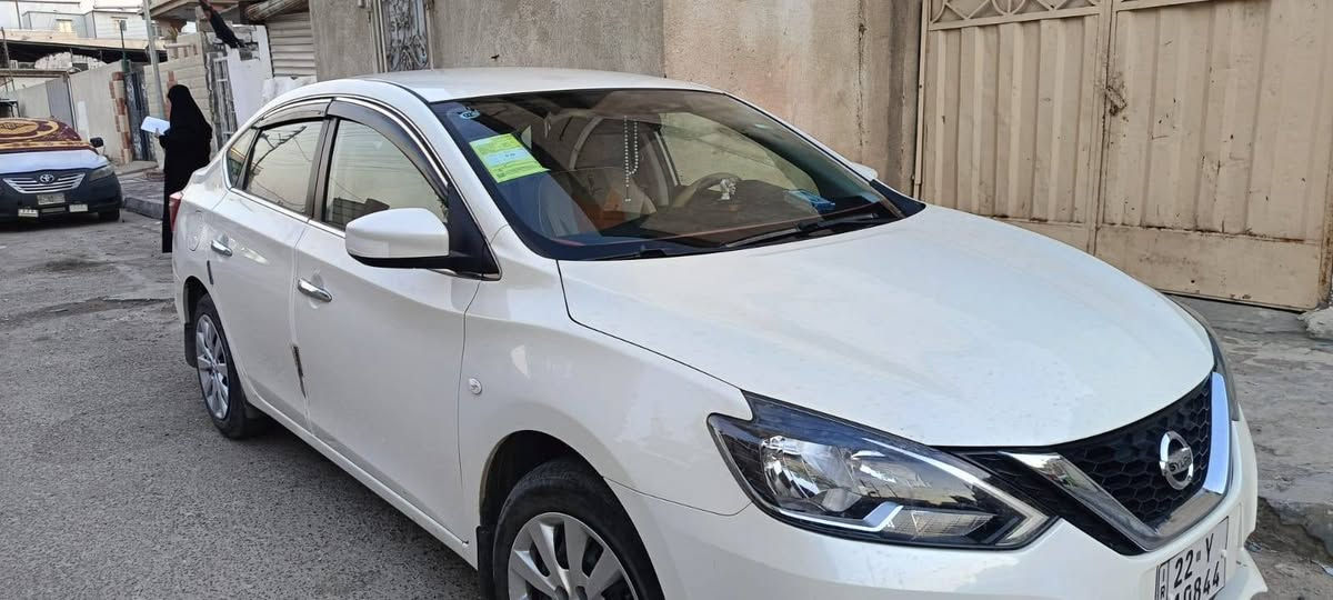 سنترا سلفي تجميع صيني 24 للبيع او المراوس مكفوله عدا دحجات قليله  السيارة جاهزة وما مفتوح بيها برغي السعر المطلوب 128 السيارة وكاله اربيل الاستفسار ***********
