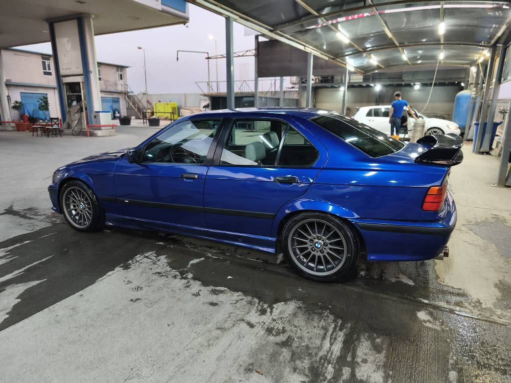سلاو  ئەو سەیارە بۆ فرۆشتنە   جوری BMW320  مۆدیل 91
کامل کامل دەستکاری لە قوەت و بەرمەجە و هەموو شت 
مەکینە 25 سەغەر 
سکلێتەر کارەبای MS43 
سلایتە و تەبرید و دار و بەردی بە شەرتە  ناو غورقە  جلدی سپی نیلی بیلادی   تەبرید لە سلۆری   
شەرم دەکەم باسی  قوەت و ئەکسلی بکەم   غرامەی لەسەرە 8 وەرەقەو شتێک  دوای مەعاملە ئەگەرێنمەوە    
سبوغ عام بێ لێدران و چەکوچ  بۆ،جوانی کراوە سبوغی    مالەکە لە رسمەکەی جوانتر نەبوو نەتەوێ 
 تەحویل بە شەرتە   مشتەری نیت تکایە ناووە مەنێرە بێزارم مەکە تو خوا   نرخی 70 وەرەقەیە  
***********
*********** شقلاوة, أربيل
