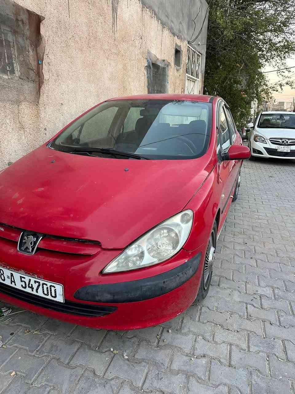 السلام عليكم بيجو 307
السياره للبيع فقط
رقم بابل باسمي 
السياره جاهزه وبدون اي نقص 
بيها صبغ مكانات. اثر جراد بدون حادث 
السعر ٤٠ وبيها مجال 
***********
