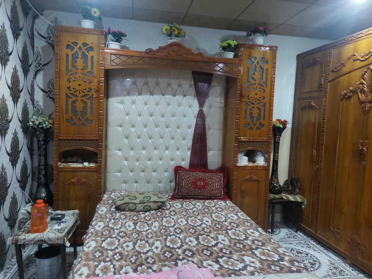 غرف نوم للبيع التواصل مع هاذ رقم***********
