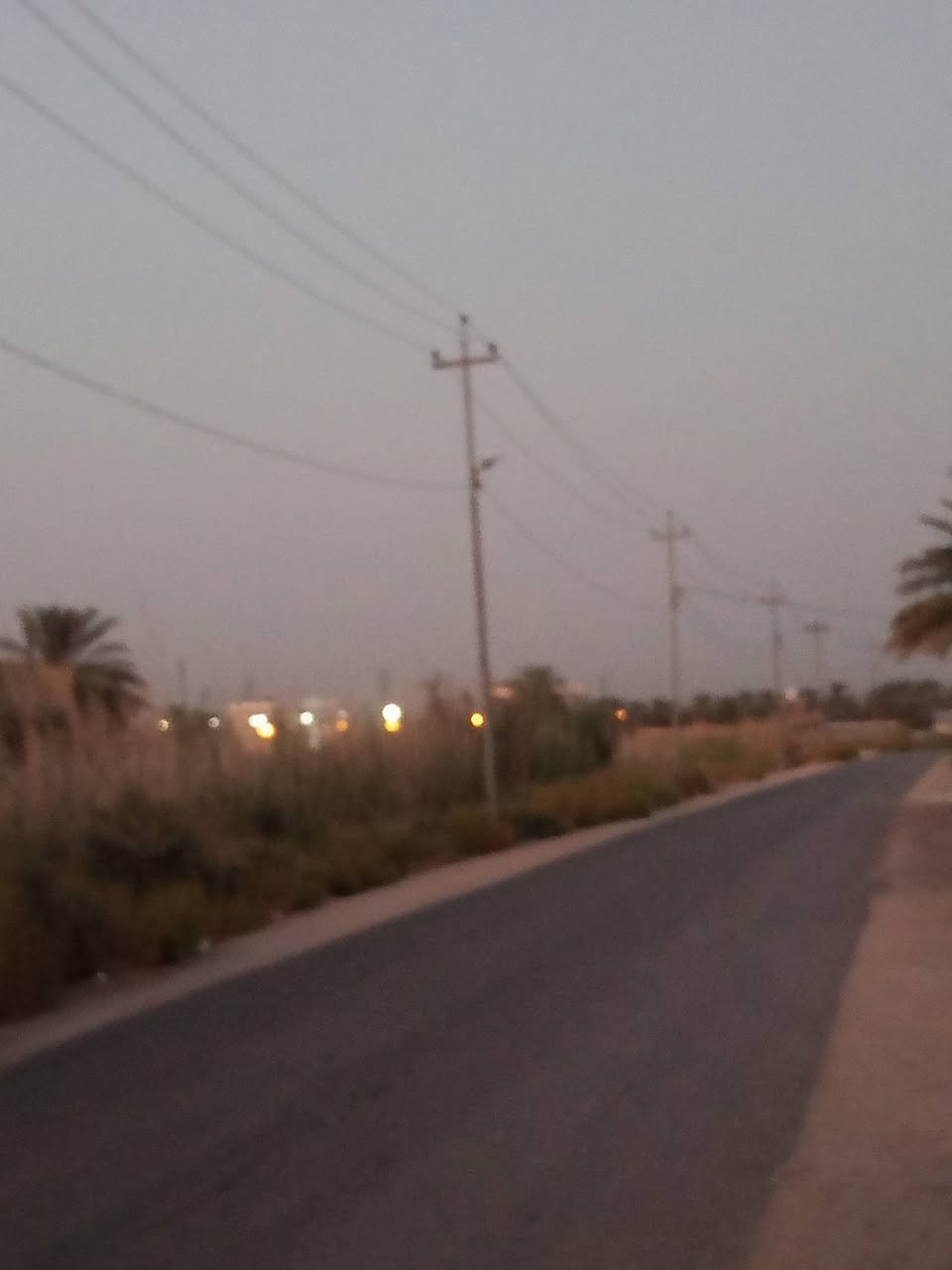 🔥 فرصة تجارية مميزة للبيع – موقع استثماري قوي جداً 🔥
📍 طريق حلة – نجف | خلف جامعة بابل | حي سجاد مباشر
🏢 أرض تجارية سنتر على شارع
📐 المساحة: 400 م²
📜 الجنس: طابو زراعي – سند 25
⚡ كهرباء + خط مولدة
💧 ماء إسالة
🛣️ شارع مبلط
🎓 تبعد فقط 500 متر عن جامعة بابل
💰 للاستفسار ومعرفة السعر:
📞 ***********
🚨 موقع استثماري ممتاز… فرصة لا تتكرر!
