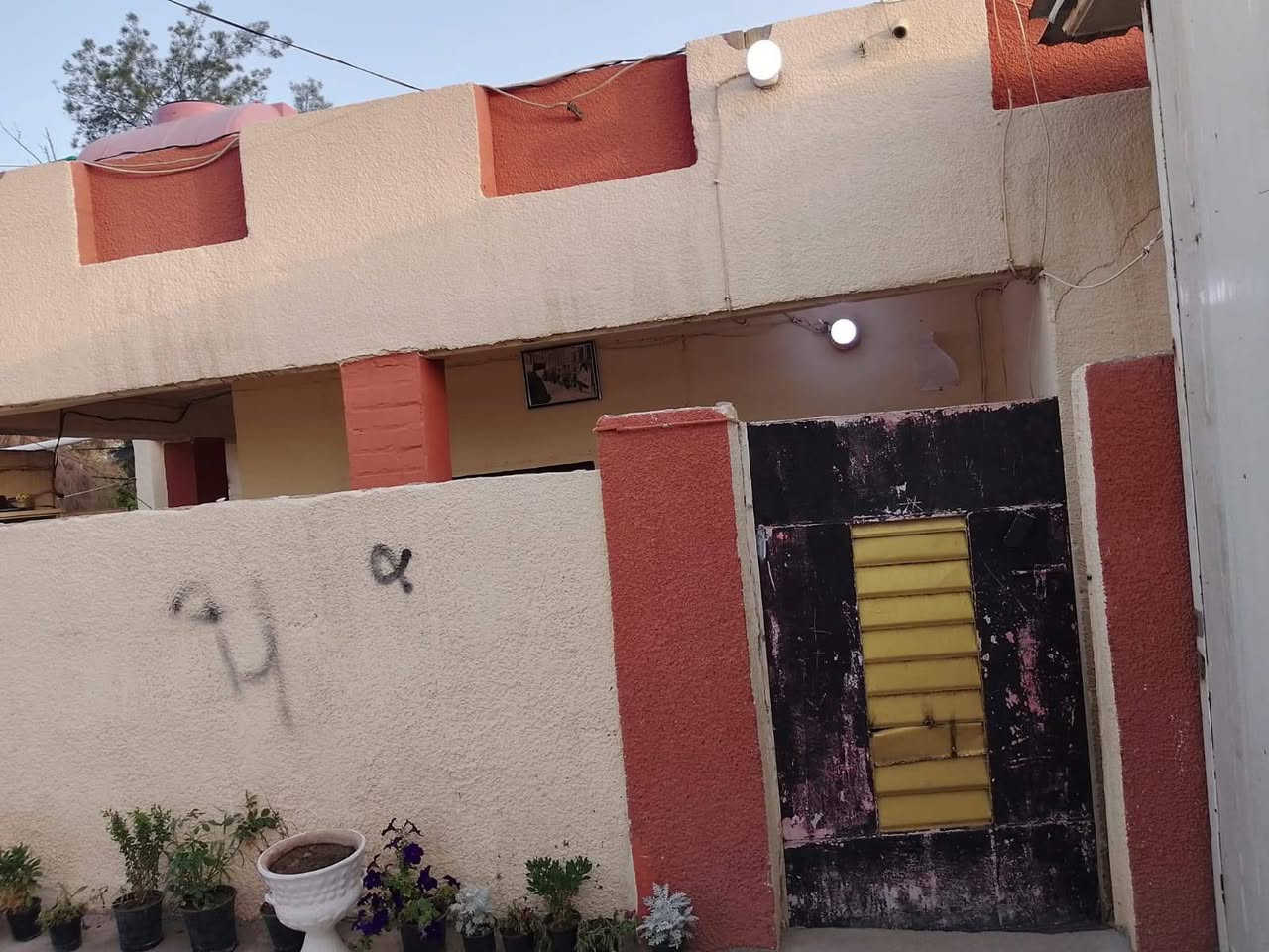 السلام عليكم اخوان بيت للبيع في محمد الوسمي مستعجل على بيعته محتاج فلوس كامل البيت 200متر قرب مولد محمد الوسمي السعر  37
غير متواجد على الن الرقم، ***********

السلام عليكم اخوان بيت للبيع في محمد الوسمي مستعجل على بيعته محتاج فلوس كامل البيت 200متر قرب المولد محمد الوسمي السعر  37 للعلم بي مؤجرين البيت كل شهر اخذ ايجاره اتريد اتخليهم او اتطلعهم
