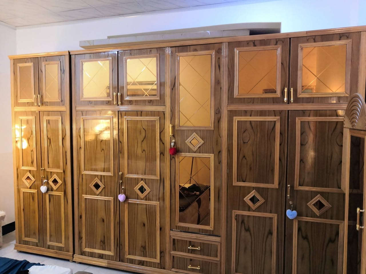 غرفه للبيع • مستخدمه اسبوعين • تواصل خاص