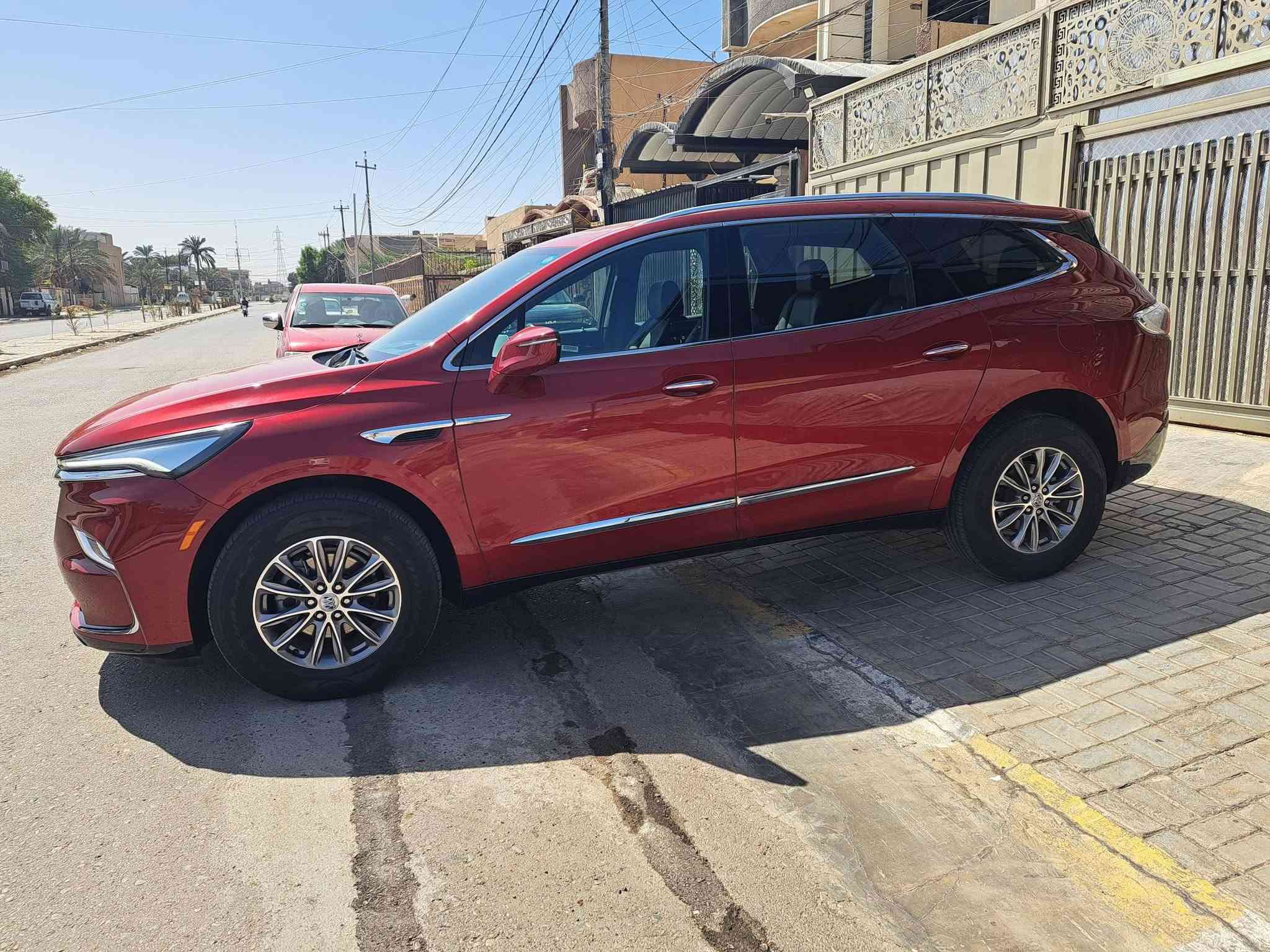 2024 BUICK ENCLAVE PREMIUM AWD فخر الصناعة الامريكية
بيوك انكليف بريميوم موديل 2024 شركة GM
،، المواصفات ،،
محرك 6 سلندر 3600 VVT تنفس طبيعي 
يشتغل بانزين عادي
بصمة تشغيل + بصمة ابواب 
مقاعد منفصلة ملكي 7 راكب 
مقاعد جلد + تدفئة وتبريد + مساج امامي + كهرباء 
طي المقاعد الخلفية كهرباء 
التحكم بالمقود كهرباء + تدفئة بالمقود 
رادار امامي + خلفي + جانبي + تنبية اهتزاز مقعد السائق عند الاقتراب من شي 
5 كامرات محيطية + اسطفاف تلقائي
حساس امامي + خلفي 
صندوك كهرباء + استشعار الفتح عند الاقتراب 
تشغيل عن بعد 
داتو شو عرض بالجامة الامامية 
تحكم فول 
انظمة قيادة متعددة 
فور ويل 4×4
لايت زنون عالي ناصي + لد نهاري + بك لايت لد
كير دكم 9 نمر 
هندبريك دكمة 
نزول الجام وصعودة بالريمونت
انارة داخلية + اشارة ترحيب بيوك
تبريد 3 قطع ثلج بدون فصلة بالوقوف
ويل كب مقاس 18انج
وبعد بية مواصفات هواي 
السيارة رزانة وعزل ممتاز جدا 
رقم بغداد بسمي 
حادثهة موضح بالصور تبديل بابين يمين وصبغهم + صبغ جاملغ خلفي 
ايرباكات سليمات 
السيارة ماشية 27 الف ميل 
السعر 248ورقة 
للاستفسار ***********
