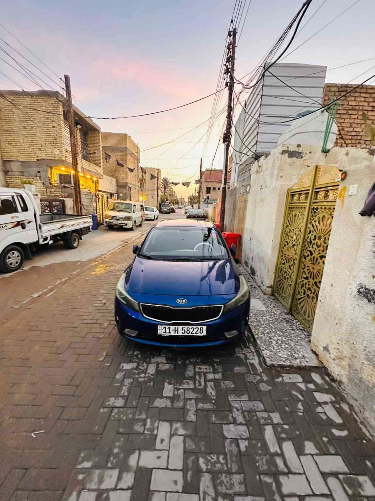 فورتي 
مديل 2017 
(باب السايق والباب البصفه وجاملغات ) (صفحه كامله مصبوغه )
وبنيد مصبوغ 
والدوسه صبغ 
تبريد خير من الله 
مكينه نضيفه 
السعر 108$ 
*********** 
بغداد / شهداء البياع
