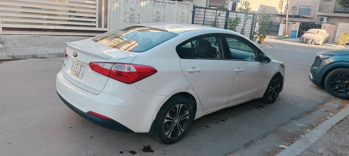 السلام عليكم كيا فورتي كوري 2014 رقم بغداد جديد بيه صبغ مكانات بدون دواخل محرك 1600 دوش المرغوب كير اتوماتيك جام اتوماتيك كامره شاشه تحكم جهتين سعر 88 مكان بغداد حي الخضراء هاتف *********** شراي يتصل بيع فقط
