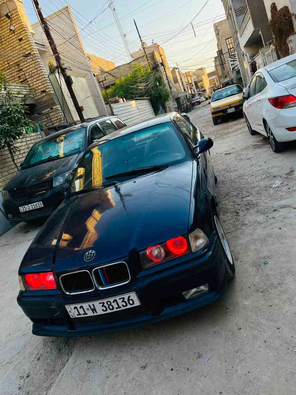 السلام عليكم
بي ام e36 موديل 1992 وارد اوربي
كير اوتو  مكينه 25 مسكر عدل
رقم جديد سنويه وهزه ما ساقطه 
باسمي تحويل ثاني يوم 
السياره بيه خيط تبخير شغاله السياره طبيعي 
تبريد تحتاج منضومه كامله 
 مكاني بغداد الدوره 
***********
