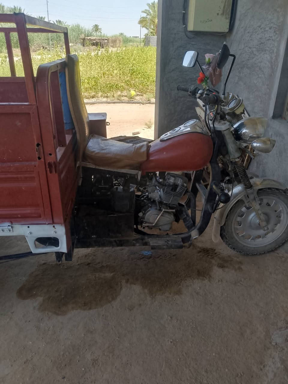 ٩٠٠ وبيها مجال مستعجل على بيعتها بدون اوراق لاتعلق ولا تراسل مكلف بلنشر وهذا رقم ***********. مكان ستوته صقلاويه الازركيه مكلف اذا تدخل خاص ماجاوبك واذا تعلق ماجاوبك اتصل
