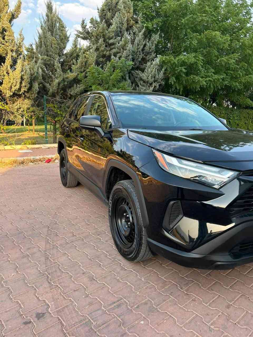 تويوتا رافور 2024 LE AWD شكل جديد
بجم و خلفى سياره كبس بلادى 💯
حادث خفيف : راس جاملغ صبغ مكانين بارد
رقم شاصى : 2T3F1RFV2RW431267
السعر : 196 و بيها مجال بسيط 
محرك 4 سلندر : 2500 🚀
حجر گزوز لايتات رادار راديتر بگلايد بلاد ‭ 💯
                                     جميع ايرباگات سليمه عدا برده 💯
                                                سياره ماشييه : 41  الف ميل 
‏‎موصفات 
‏‎فور ويل 
                                                                   شاشه الكترونيه  
‏‎بريك بصمه 
‏‎نضام HOLD
‏‎رادار امامى 
‏‎رادار جوانب 
‏‎رادار خلف 
‏‎رادار خط شارع 
‏‎تبريد قطعتين 
‏‎دبريت لامس 
                                سياره شرط ترقيم اربيل سليماني دهوك 
                                  اتصال او واتساب : ‭***********‬ 
اتصال او واتساب: *********** أربيل, العراق
