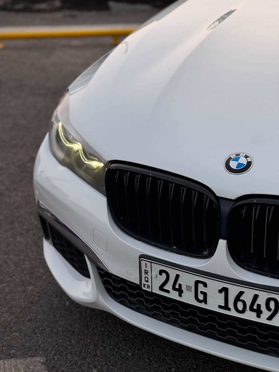 BMW 740i 2018 كلين سعر مناسب 
كلين و سعر جدا مناسب بي ام 740i موديل 2018
سيارة دعامي ل دعامي اب شرط بدون صبغ 
محرك 6 سلندر تيربو قبق محرك مفتوح !
گير مكفول 
گير محرك اب شرط فحص و سونار بدون عيب 
فول فول مواصفات معروفة 
ماشية 160 الف 
سعر جدا جدا جدا مناسب 248 ورقة بيه مجال قليل 
بيع مستعجل رجاء اذا مو شراي لا تنطي حجاية 
ملاحظة السيارة بيه 4 اسابع جاملغ امامي بارد PDR 
باقي كله مكفول 
مكان سيارة اربيل 
واتساب ***********
