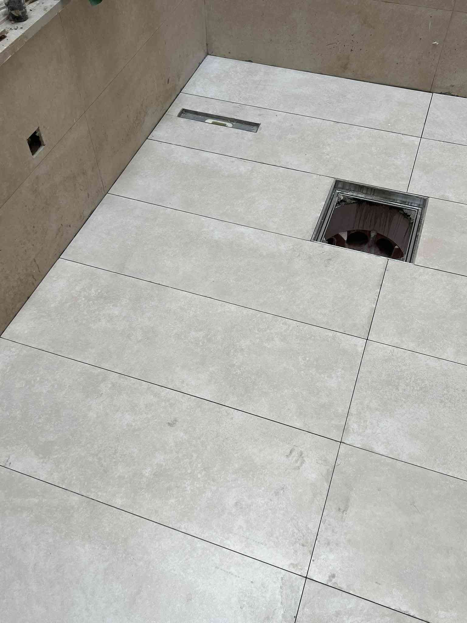 خلفه سيراميك شغل نظيف شغل باشراف هندسي رقم الـهـاتـف تواتصل واتساب ***********
