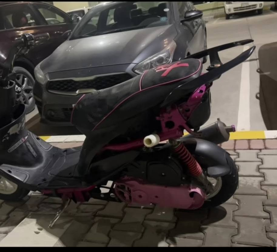 دراجه ماكس عدله
دراجه حلوه او نضيفه او رزنه بل مشي متعب 
للبيع السعر 450 او بيهه مجال 
العنوان بغداد العبيدي شارع 20
للاستفسار/***********
 واتساب
