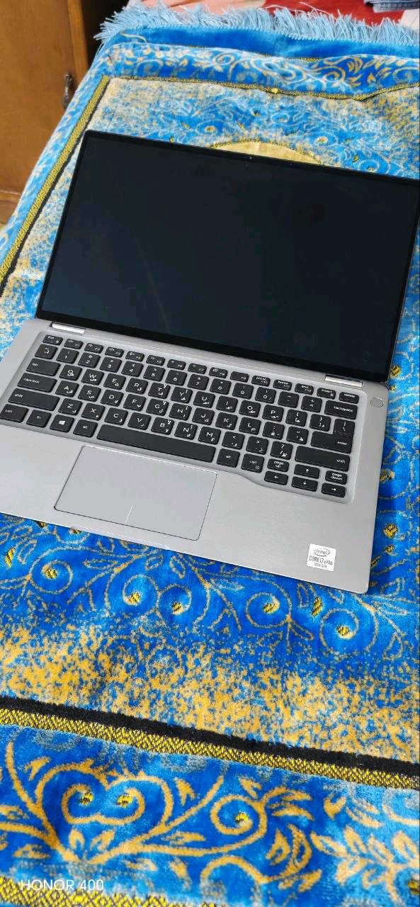 للبيع Dell Latitude 9410 2-in-1

 Dell Latitude 9410 2-in-1

 المعالج: Intel Core i7-10610U – الجيل العاشر
 المعالج 4 أنوية / 8 خيوط
 الرام: 16GB LPDDR3
 التخزين: 512GB SSD NVMe
 الشاشة: 14 بوصة FHD 1920×1080
 الشاشة لمس وقابلة للدوران 360°
 كرت الشاشة: Intel UHD Graphics مدمج
 الكيبورد مضيء
 يدعم Wi-Fi 6 وBluetooth
 المنافذ: USB 3.1 + Thunderbolt 3 + HDMI 2.0
 كاميرا ومايكروفون مدمجان
 جهاز نحيف وخفيف، الوزن تقريبًا 1.36 كغم
 مناسب للدراسة، العمل،التطبيقات الهندسة اوتوكاد وغيرها، الأوفيس، البرمجة، والتصفح والاستخدام اليومي.

 السعر400،000 دينار 

 بغداد

 للتواصل والاستفسار: خاص