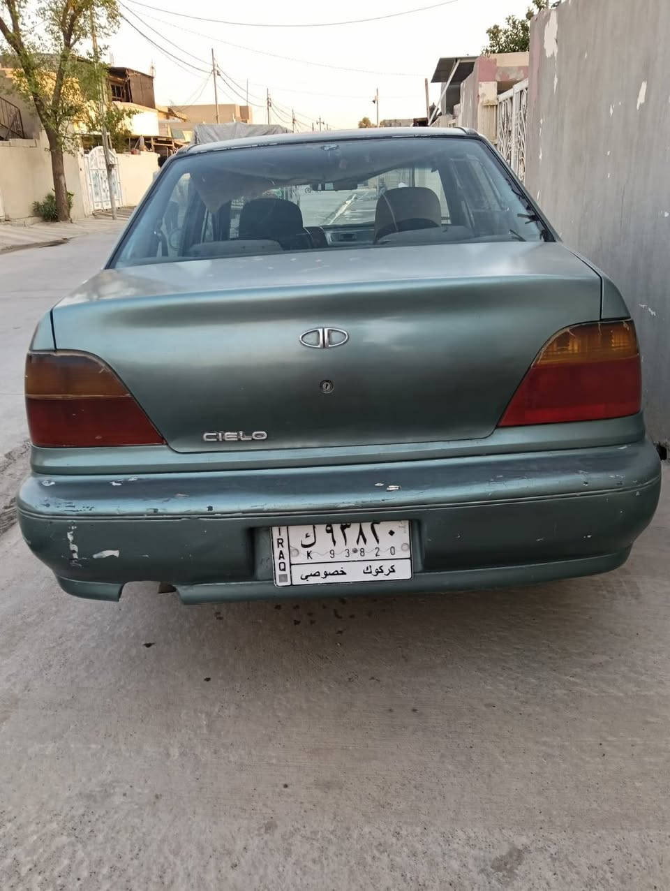 دايو سيلو  رقم كركوك موديل1990 سنوية بسمي مدة سنوية سنة و4 اشهر باقي بي دفتر بانزين سيارة شرط مكينة كير والنضافة بس هاي الي بل باب فقط كير عادي تبريد يحتاج كومبريسر شراي يدلل سعر 26 ورقة
موبايل ***********
