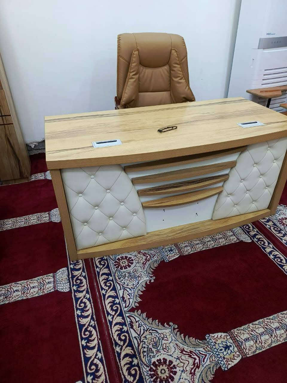 مرحبا
غراض للبيع 

 الميز ١٧٥ الف

الدولاب ١٧٥ الف

الكراسي مال طلاب الواحد ٢٠ الف قفل جديدات

الكرسي المكتبي ٩٠ الف

مكاني بغداد شرطة الخامسة منطقة الدوانم 

رقم الموبايل ‏‪***********‬‏
