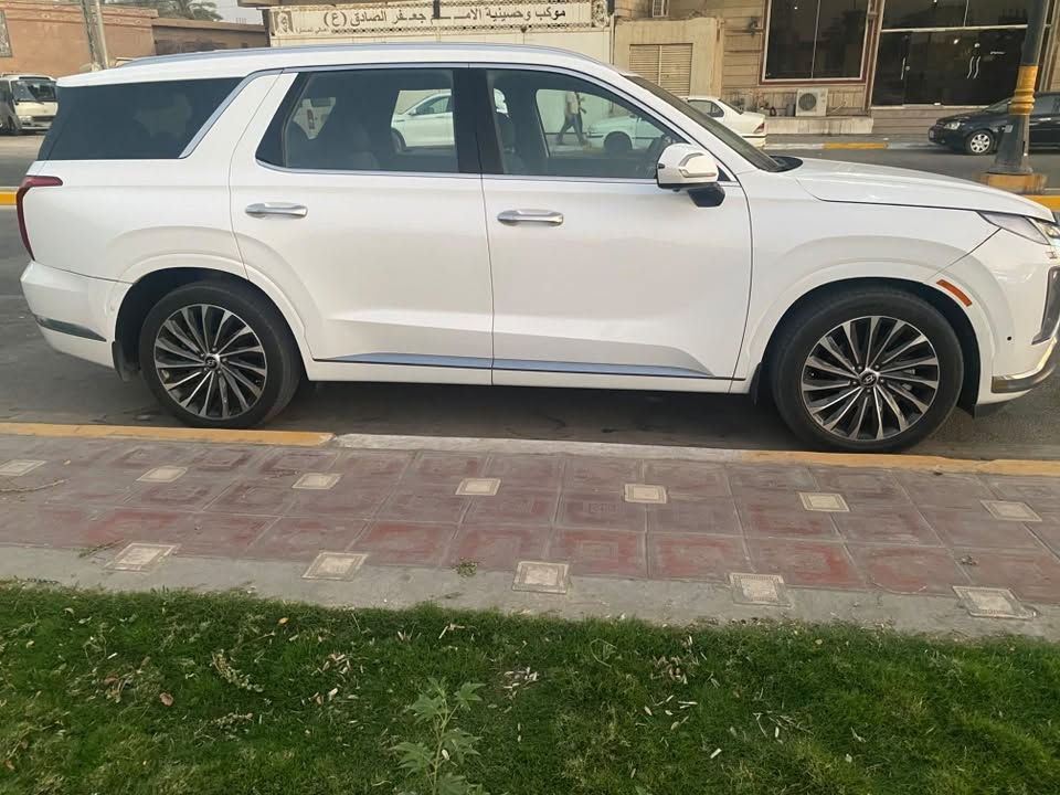 القصر الكوري بلاسايد كليكراف اعلى افئه فول مواصفات شنو من مواصفات بالك بيه كشنات تدفئه تبرين الامامي خلفي مساج ب الكشن تدقدم بريمونت قماره كنتاره فتحتين سياره مفوله مواصفات بجم كبس بيه قطعتين صبغ وجاملغ جهت العبري بارد تقريبن شبر بس يعني صبغ جاملغ امامي وجاملغ خلفي بس باقي سياره مكفوله سعر 270. وقابله التفاوض بيع فقط مو تقارنه وتجي تكلي الكيت هيج والكيت هيج اكو كلشي الون الرقم المواصفات    ماع عتقد اكو هيج سعر بهيج مواصفات والماعاجبه يعبر المنشور وجزاكم الله خير  رقم ***********

