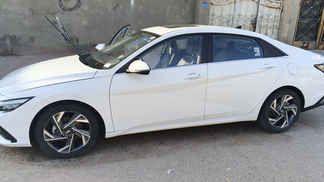 النترا 25 تجميع صيني ماشيه 61 رقم اربيل بأسم شركه وكاله بأسمي رايدها 142 وبيها مجال بسيط ***********
