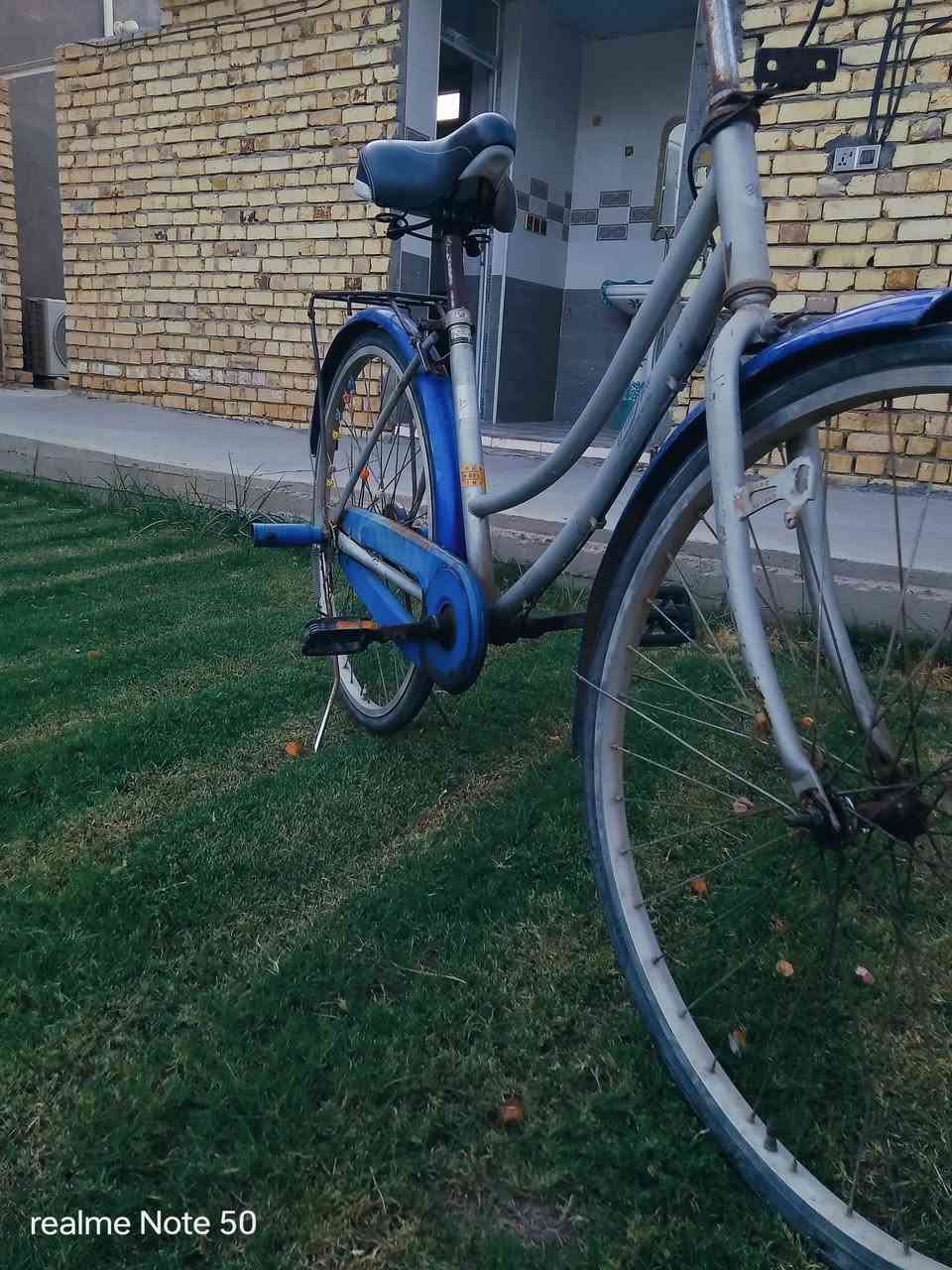 🚲 باسكل للبيع
نظيف وحالته زينة، جاهز للاستخدام.بس البريك الامامي عوزه واير ب لف
💰 السعر: 40 ألف دينار
🎁 وبيّه مجال
📍 الموقع: الهاشمية – جربوعية – كوام سيد إسماعيل
للمهتمين والتواصل، مراسلة خاص.واتساب ﴿***********﴾
