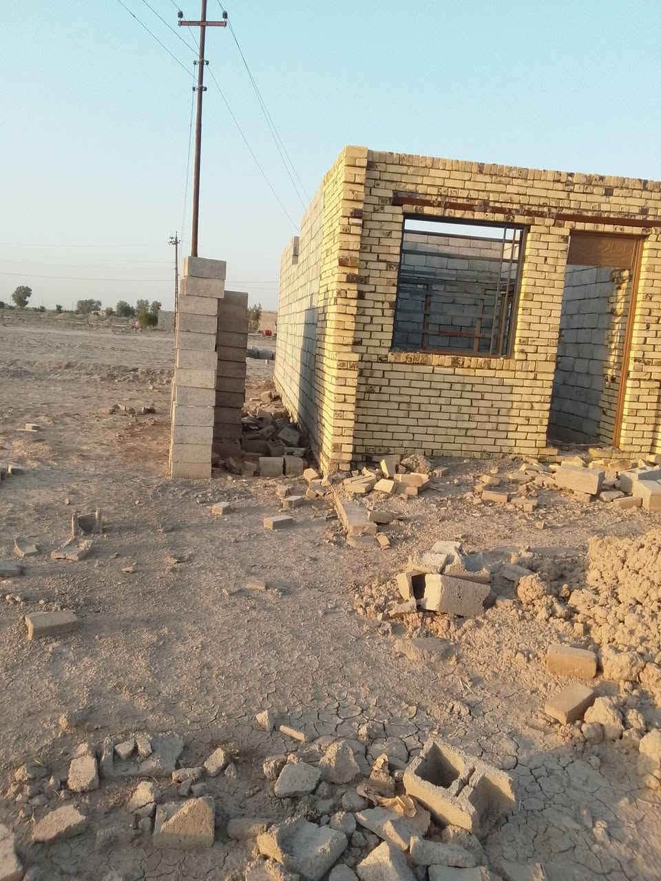 بيت هيكل البيع مسحته 312 متر مكان الزجع شارع الحميد السعر 17 وبيه مجال الشراي يتصل *********** بي وتساب
