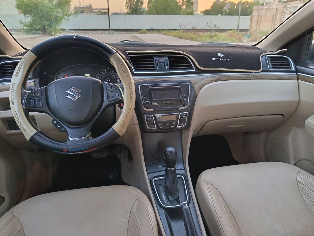 للبيع سازوكي ( سياز ) موديل 2023
رقم اربيل انكليزي بأسم شركة بالنجف
ماشية ١٥٢ الف
المواصفات ✅
بصمة 
تحكم ستيرن 
كروز سرعة 
كشنات جلد 
حساسات
قطعتين تبريد 
مري شفط كهرباء  + اشاير بالمري 
ويل كب كروم 
شاشه
السياره بيها صبغ باب وجاملغ خلفي
السعر 88$ وبيها مجال 
مكاني نجف 
***********

نص مكتوب في الصور:
- إدخال نص