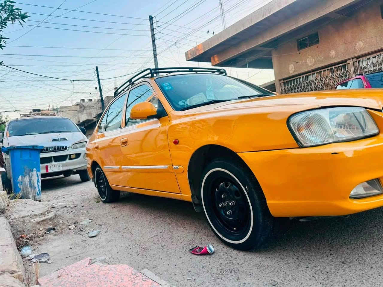 السلام عليكم سيارةهونداي فيرنة 2014 الشركة العامة للسيارات السيارة خير من اللة  السياره بأسمي  تبريد ثلاجه الصدر امامي خلفي جديد  مكان السياره بغداد البياع  سعر  71 وبيهة مجال الرقم

*********** )
