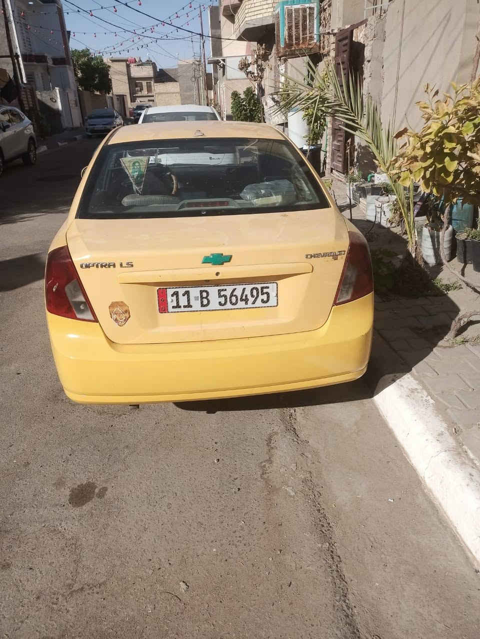 سلام عليكم شوفر اوبترة البيع موديل ٢٠١٢ سيارة كاملة عالة اخر حبة مكينة وكيري جدد وكهربائيات  كاملات جام كهربائي  وجام جانبي تحكم كهربائي وبيهة شاشة سنتر لوك تايرات ٧٠ والحداد ٨٠ بل مية سعرها ٦٠ وبسهة مجال حك جية ***********
