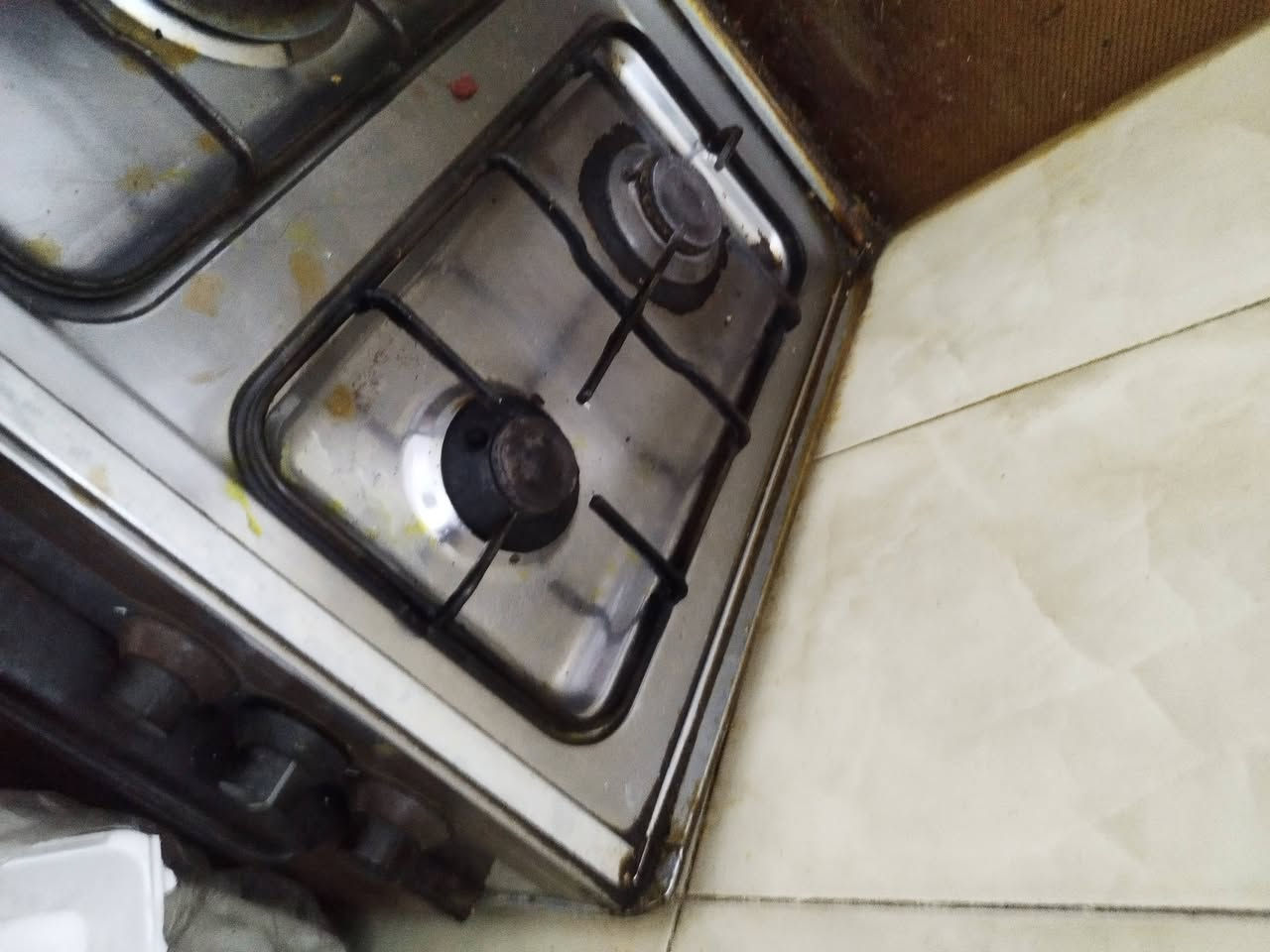 مستخدم • طباخ • ثقيل