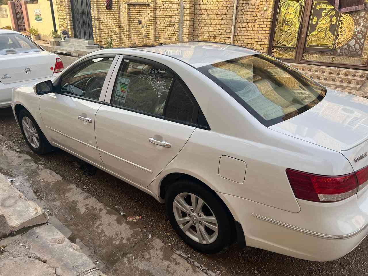 السلام عليكم
سوناتا 2011 خليجيه فول مواصفات رقم واسط كفاله عامه من الضربه والصبغ والفتح والتبديل والگير والمكينه والتبريد جديده جداً و السونار مرفق مع الصور السعر المطلوب 138
وبيها مجال بسيط جداً مكان السياره كوت مركز المدينه للاستفسار ***********
