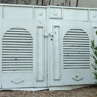 باب كراج • يعوزه صبغ • ٢٤٠×١٨٠