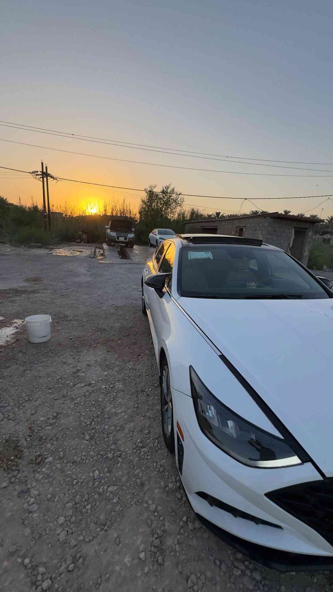 سلام عليكم سوناتا موديل 21 وراد امريكي فول مواصفات ضررها جاملغ الامامي فقط بدون ادخل مكينه 2500 كير حداديه تخم تيار تبريد ثلج خير من الله رقم الهاتف *********** غير متواجد خاص

