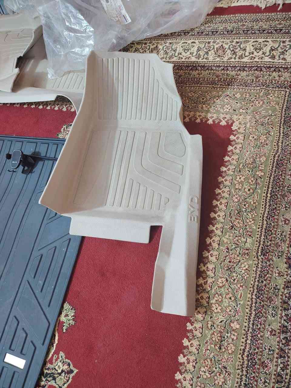 ارضيات سيارة • حامل موبايل • جديدة أصلية