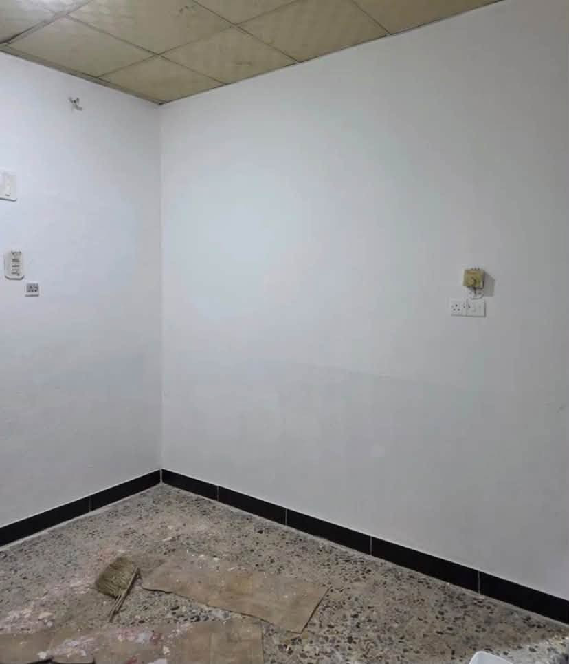 مشتمل ارضي • ديوانية ٩م • حمام داخلي