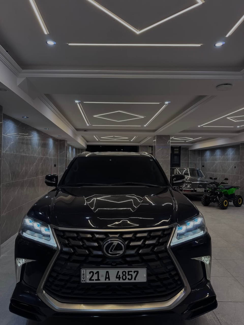 لكزس LX570 • ٢٠١٢ • جلد اصلي