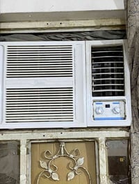 مكيف • طنين