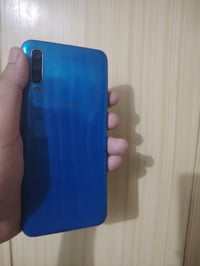 نظيف • شاشة مبدلة • مقفل