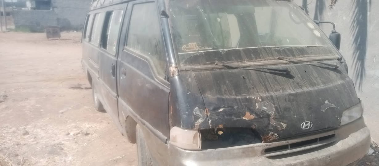 سلام عليكم هنده 14راكب مكينه بلادي كاز رقم بغداد الماني شرط تحويل مكينه وكير واكسل شرط سعر 20 وبيه مجال بصيط بيع او مراوس عنواني ديالى الخالص رقم ***********@

