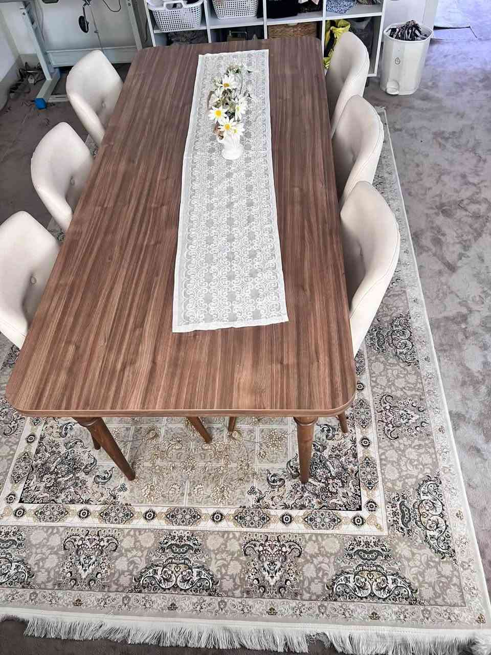 للبيع ميز 2 متر ب 90 سم ب 400 الف و بيها مجال
زوالي اثنين ب 125 الف
رقم‭***********‬

